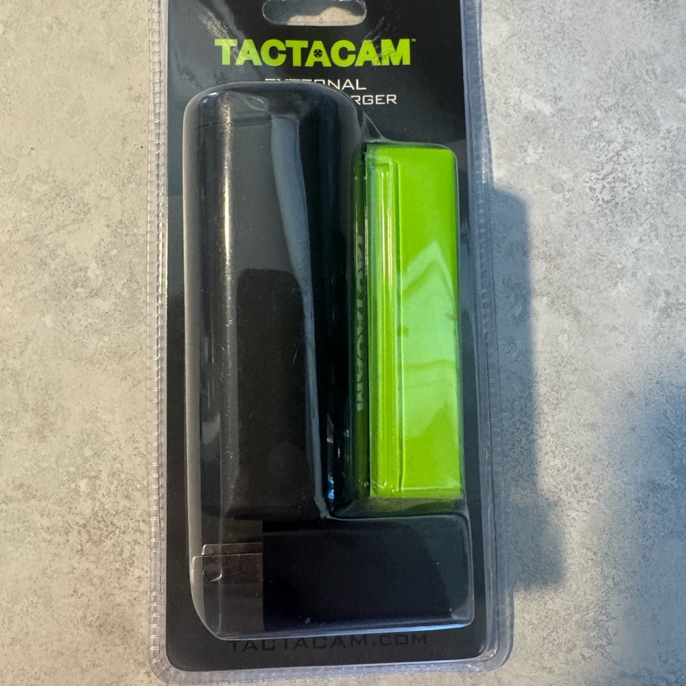 TACTACAM CH-EX-LBAT External Battery Charger